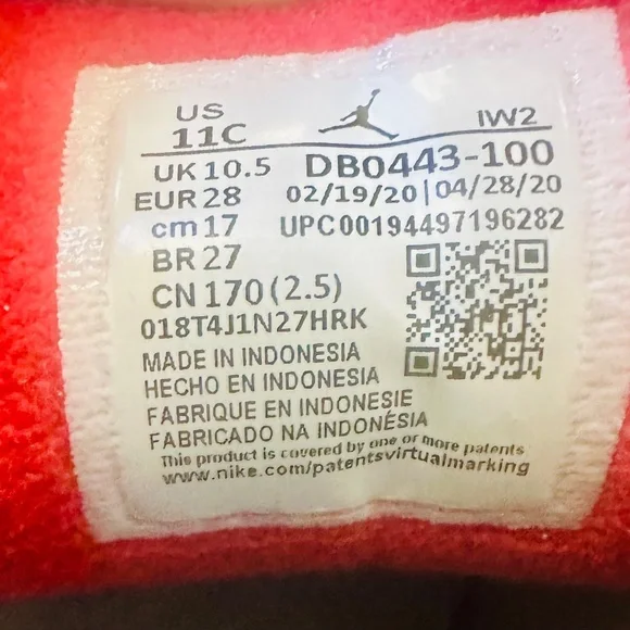 Nike Air Jordan 3 Retro Kids Size 11C White Cement Red Black Sneakers - Picture 5 of 6